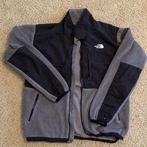 Men’s North Face fleece jacket - NO ZIPPER (Size Large)